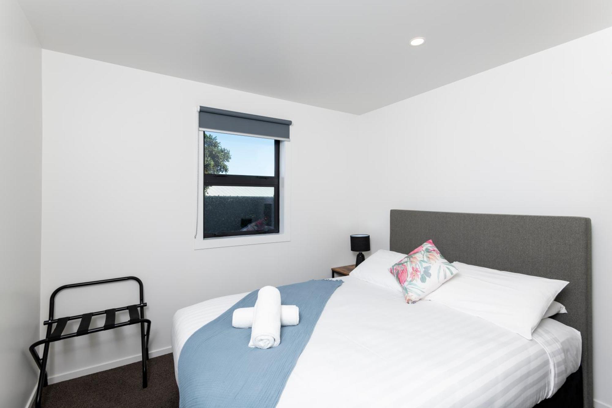 Waikanae Beach Top 10 Holiday Park 기즈번 외부 사진