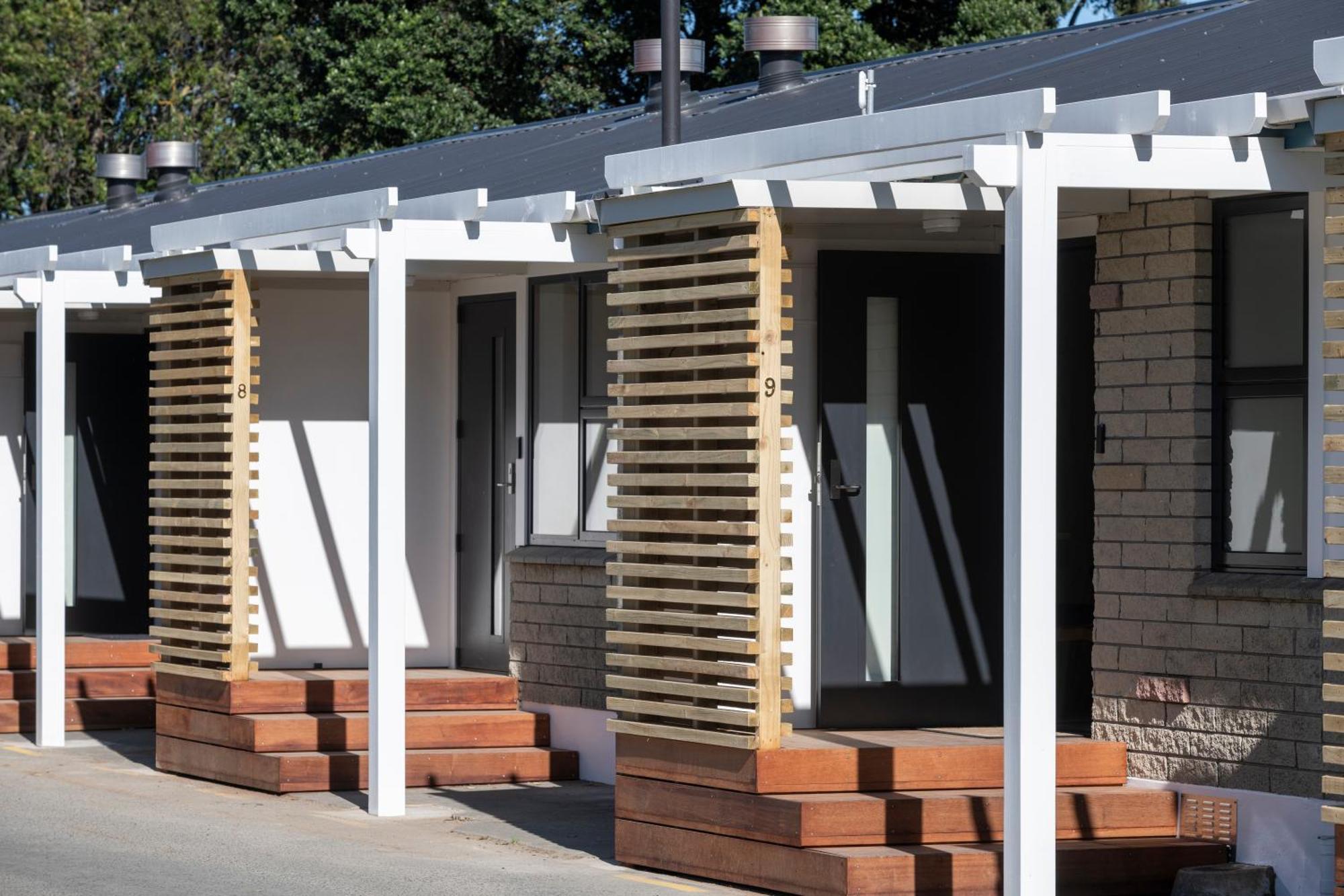 Waikanae Beach Top 10 Holiday Park 기즈번 외부 사진