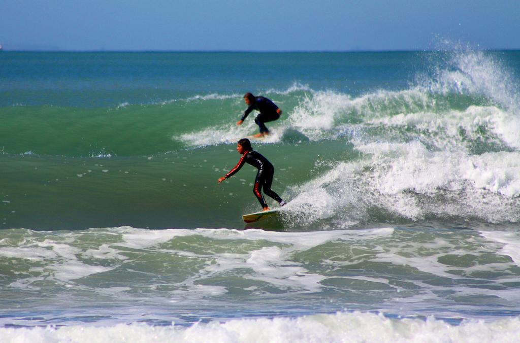 Waikanae Beach Top 10 Holiday Park 기즈번 외부 사진
