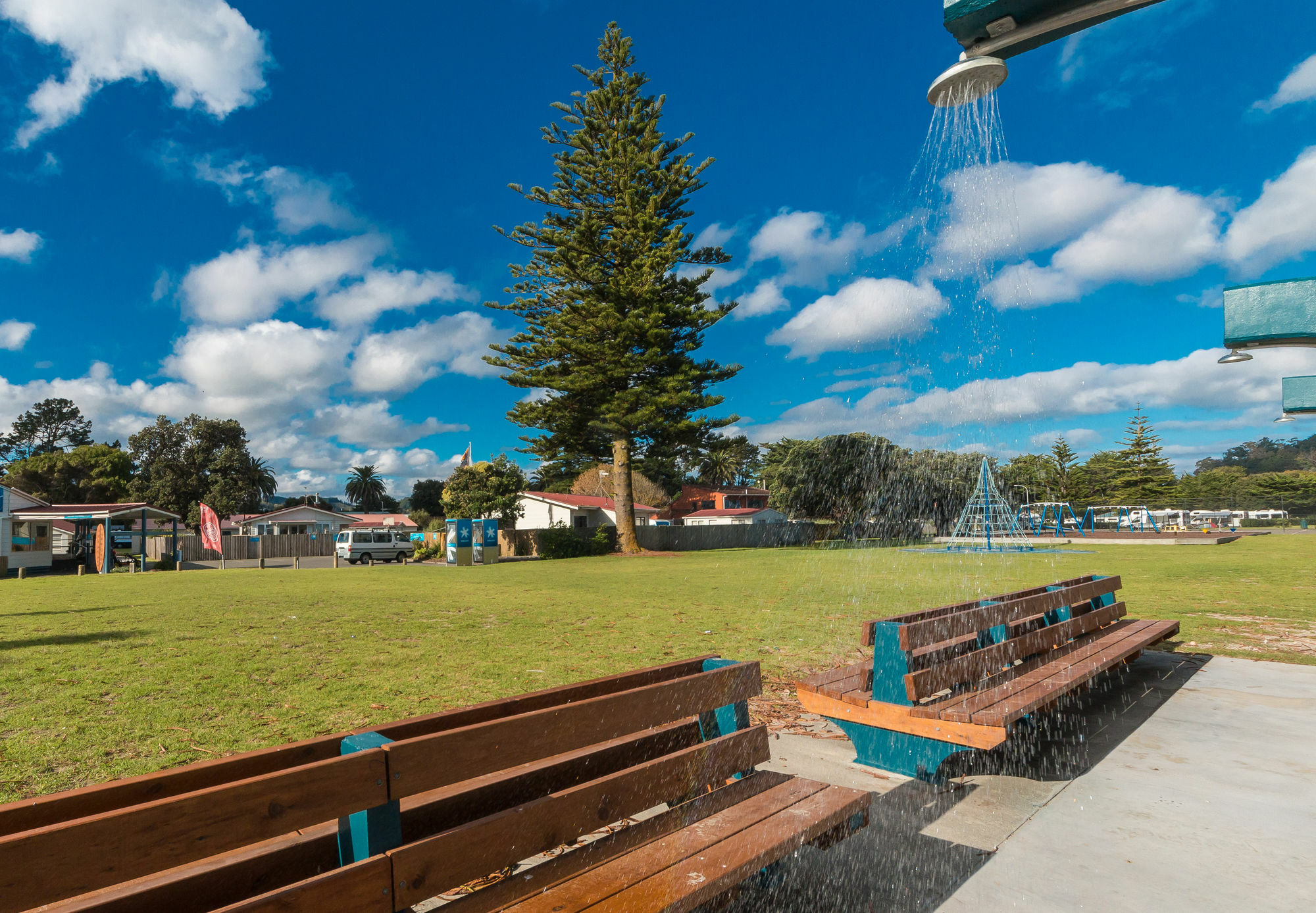 Waikanae Beach Top 10 Holiday Park 기즈번 외부 사진